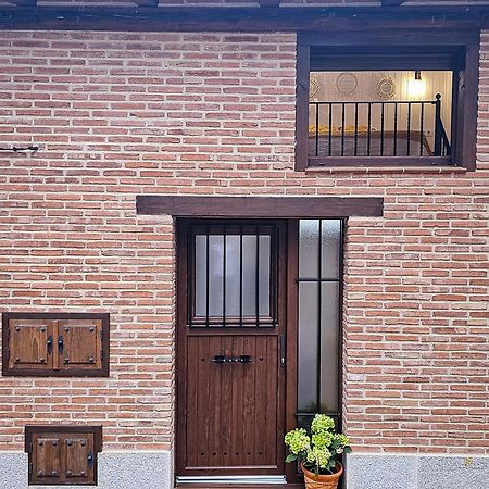 Apartamento Triana Villarejo del Valle Exterior foto